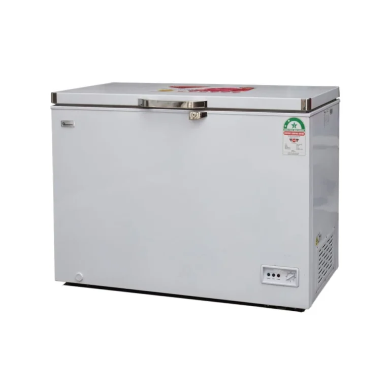 Ramtons 282L Chest Freezer (CF238). White, Ice Packs included, Tropicalized, 1-door, lock & key, and low-noise cooling.