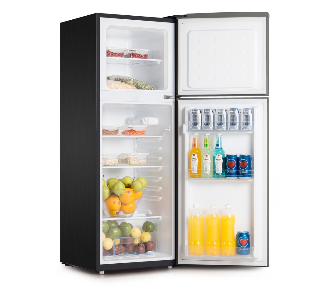 VART-19DHS Von 138L Double Door Fridge (VART-19DHS). Silver, Direct Cool, tropicalized compressor, glass shelves, and lock with key.